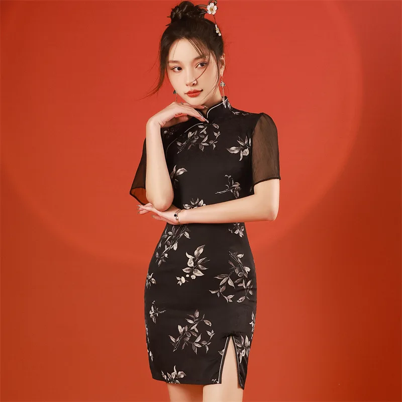2022 Yaz Sonbahar Yeni Stil Feifei Kollu Ön Yarık Kısa Cheongsam Geleneksel Çin Modern Geliştirilmiş Qipao Elbise Kadınlar için Görüntü 1