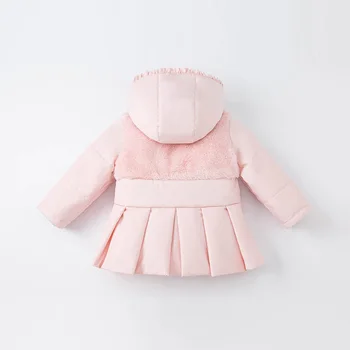 DBH19182 dave bella kış bebek kız moda yay patchwork kapşonlu yastıklı ceket çocuk çocuk kız üstleri bebek yürümeye başlayan giyim 2