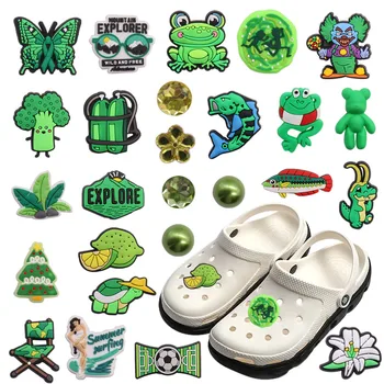 1-26 Adet PVC Kaplumbağa Brokoli Kurbağa Ayı DIY Croc Jıbz Çocuklar ayakkabı tokası Takunya Yeşil Serisi Tasarımcı Ayakkabı Dekorasyon Parti Hediye