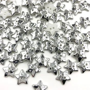 50 adet 12.5 mm Metalik Gümüş Yıldız 2 Delik Düğmeler Dikiş Elbise Gömlek çocuk Giyim Dikiş Aksesuarları Karalama Defteri Noel PZ301