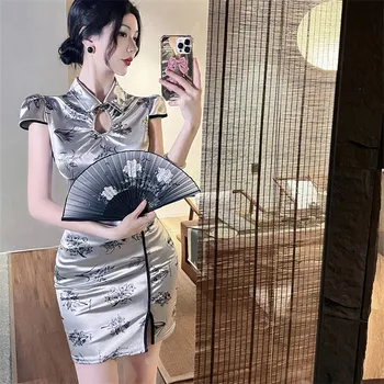 Gerçek çekim 2022 yeni mizaç retro kız baskı bölünmüş cheongsam halter gece kulübü seksi elbise