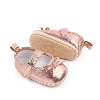Marka Yeni Bebek Bebek Kız Beşik Ayakkabı Yumuşak Kauçuk Alt Eğitmenler Yenidoğan Ayakkabı Sevimli Pembe Yaylar Toddler Daireler 1 Yıl Hediye 2