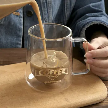 Yaratıcı cam bardak çift katmanlı kahve fincanı kupa Avrupa tarzı drinkware kolu ile Şeffaf süt kupa yalıtımlı çay fincanı