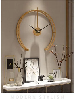 60CM Modern Minimalist ev duvar saati altın yarı dairesel Metal sessiz saat